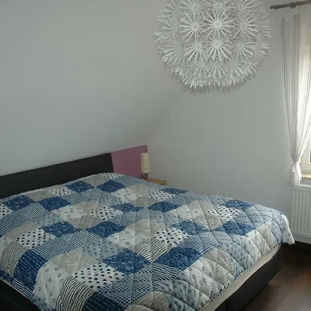 Huus Veertein Lägenhet *