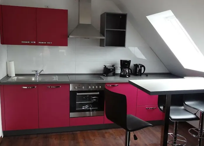 Huus Veertein * Нойхарлингерзиль